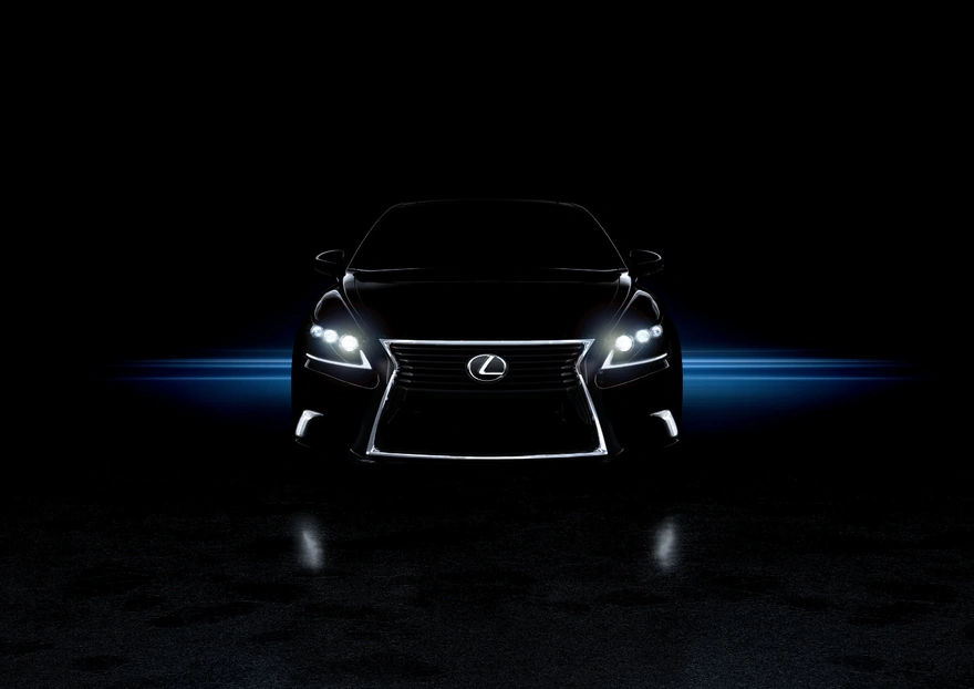 Светящиеся фары Lexus NX