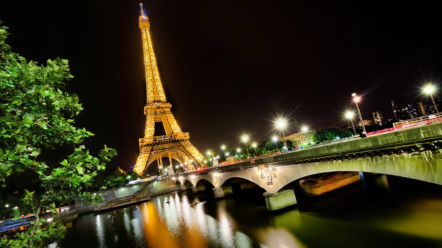 The view of the Eiffel tower