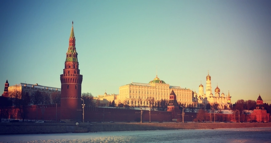 Красивый вид на Московский кремль