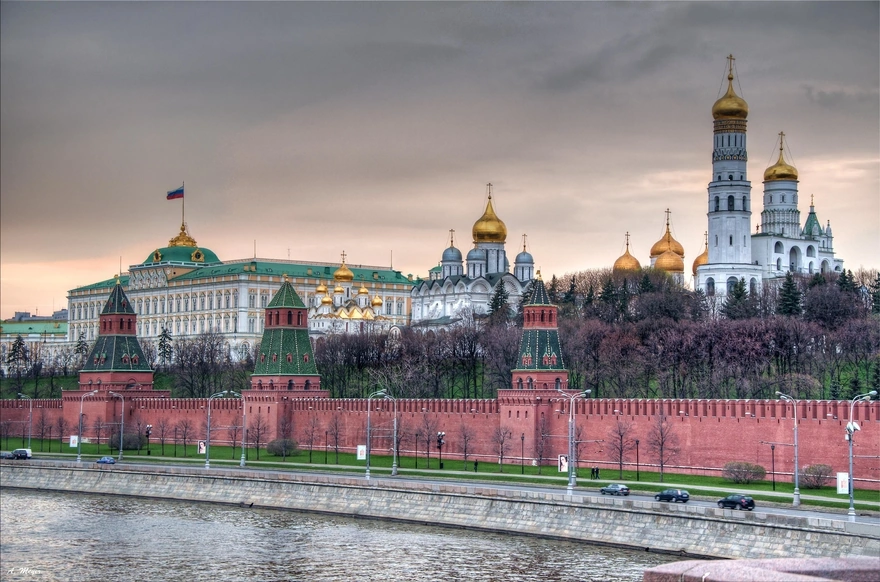 Moscow embankment overlooking the Kremlin