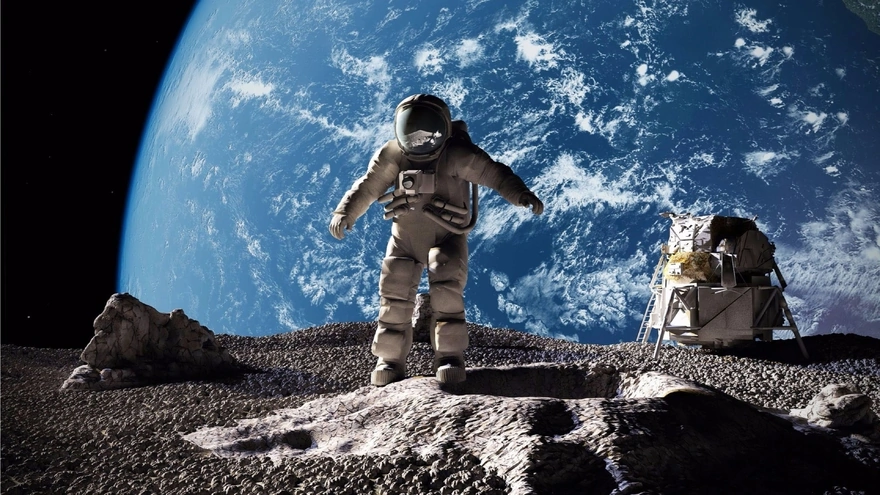 Астронавт в космосе. Вид на Землю