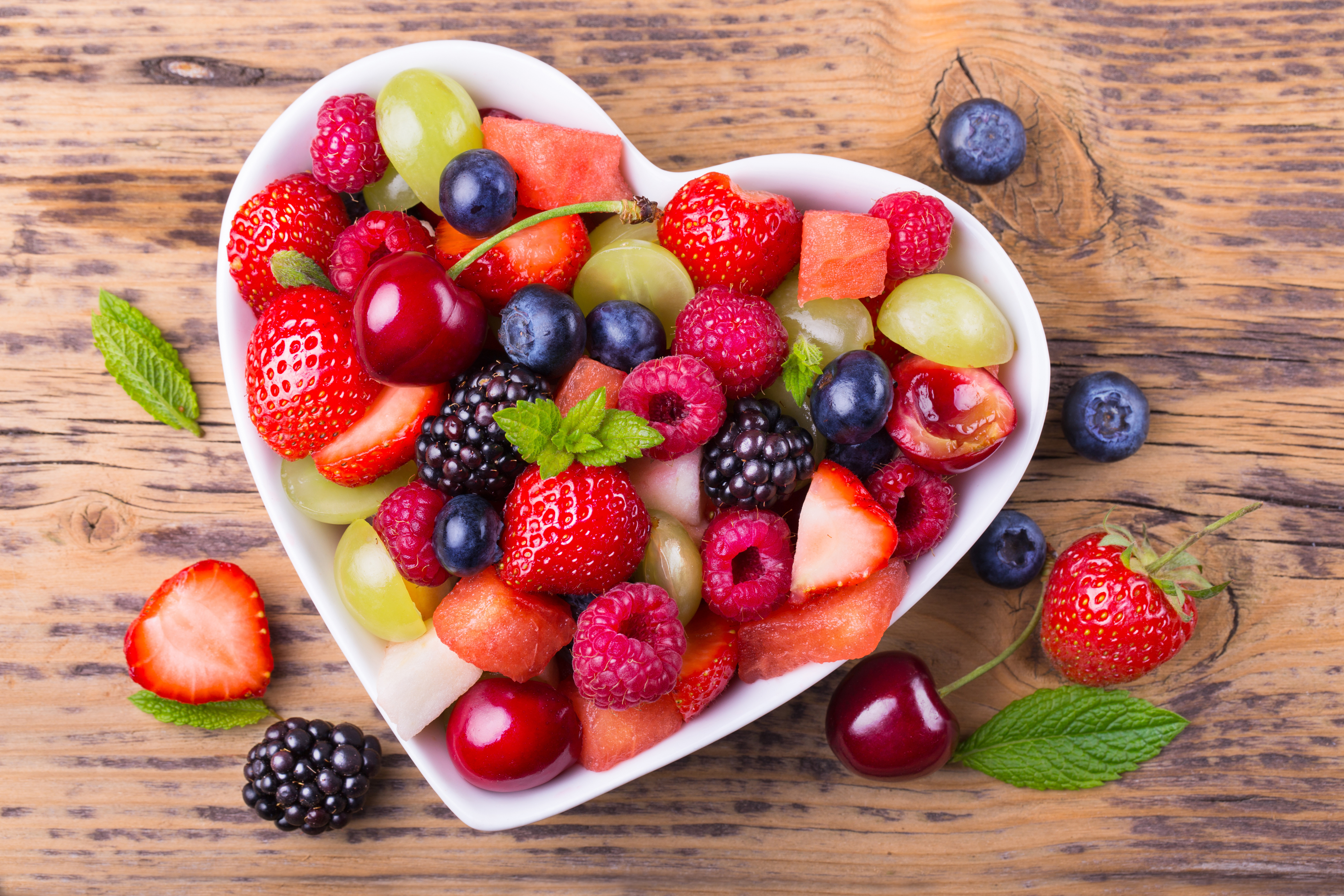 Image: Berries, vitamins, raspberries, strawberries, blackberries, cherries, blueberries, grapes, heart