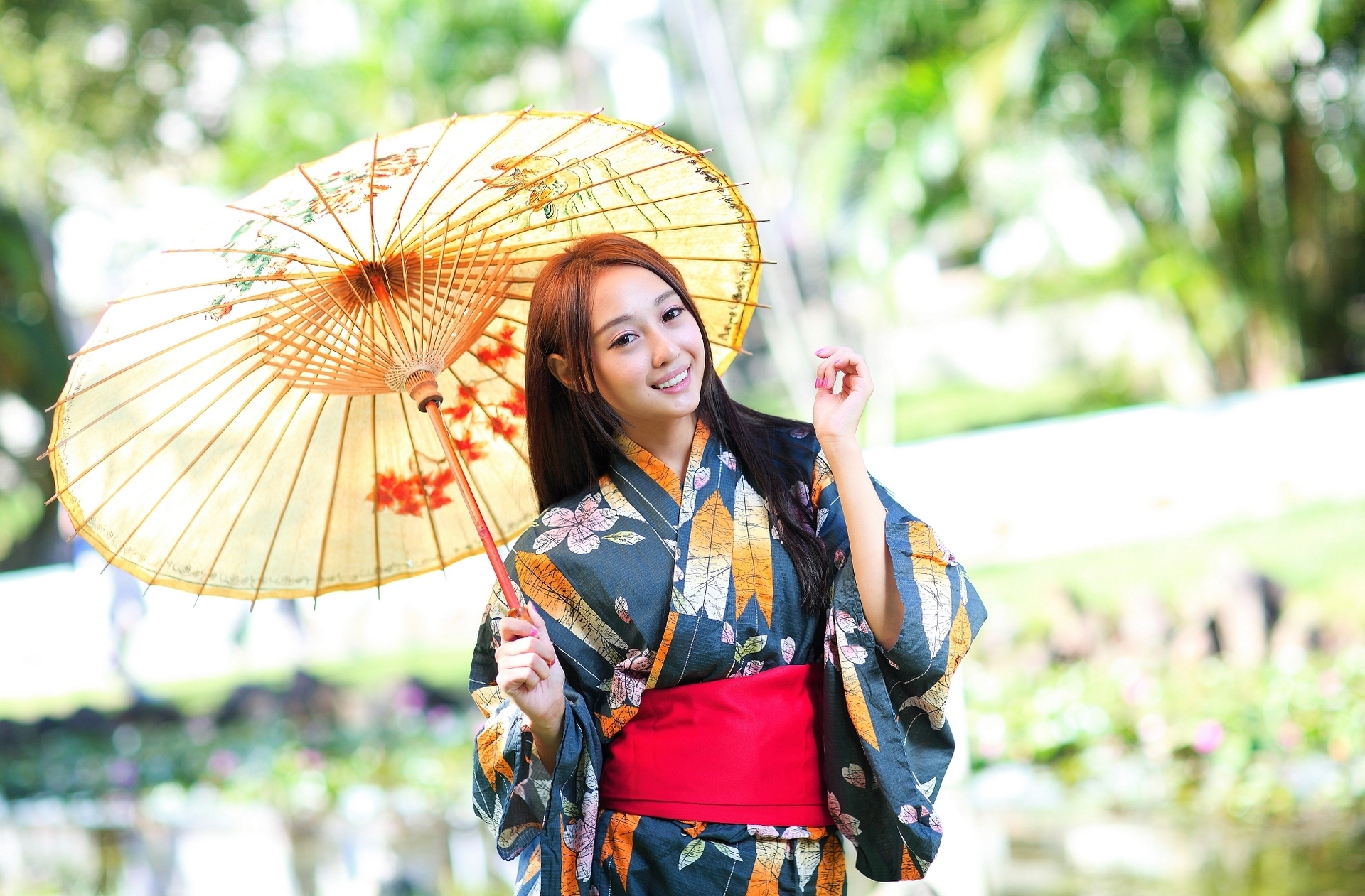 Картинка: Девушка, азиатка, кимоно, зонтик, улыбка