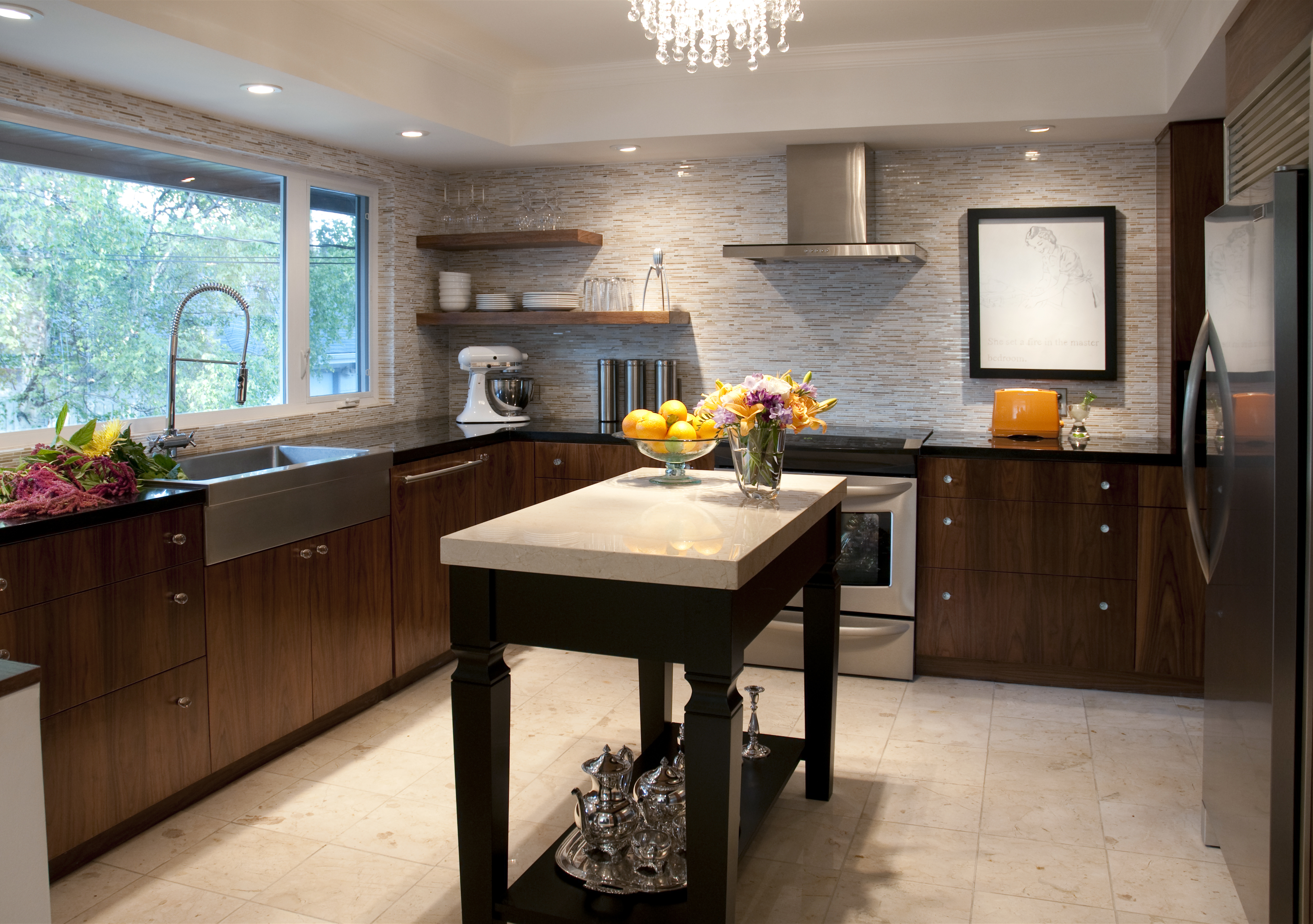 Image: Kitchen, table, service, oranges, vase, set, window, refrigerator, picture