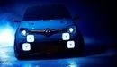 Картинка: Renault с включенными фарами