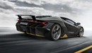 Картинка: Lamborghini Centenario движется с большой скоростью по дороге