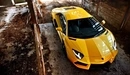 Картинка: Жёлтый Lamborghini Aventador.