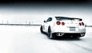 Картинка: Белый Nissan GTR зимой