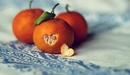 Картинка: Сердечко на мандаринке