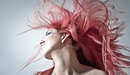 Картинка: Девушка с розовыми волосами
