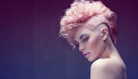 Картинка: Девушка, лицо, брови, макияж, розовые волосы, стрижка