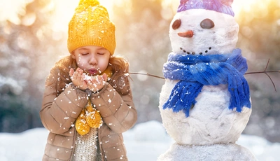 Image: Winter, girl, snow, snowflakes, snowman, scarf, hat