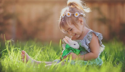 Image: Девочка, улыбка, настроение, лето, трава, кролик, венок, цветы, бантик