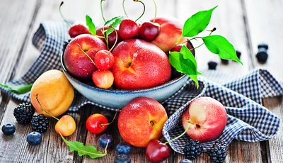 Image: Фрукты, нектарины, абрикосы, ягоды, черешня, ежевика, черника, блюдце, салфетка, доски
