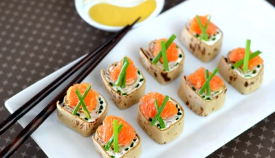 Image: Суши, рыба, палочки, лук, зелень, соус