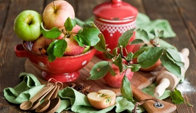 Image: Apples, vitamins, leaves, cup