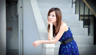 Image: Девушка, азиатка, синее платье, лестница, перила