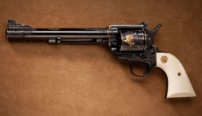 Image: Revolver, old, lies, weapons