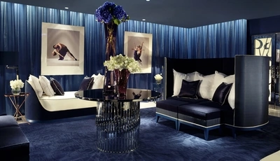 Image: Гостиная, стол, ваза, цветы, диван, подушки, отдых, картины
