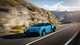 Картинка: Bugatti Chiron Pur Sport едет очень быстро горной дороге