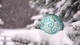 Картинка: Новогодний шар в снегу