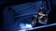Картинка: Мотоциклист едет в тоннеле на Кавасаки