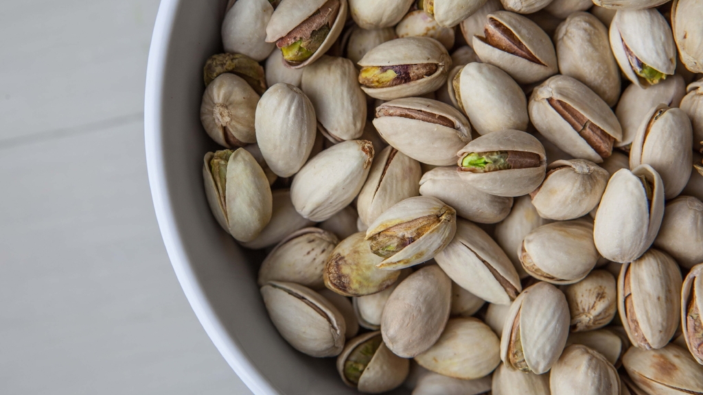 Image: Nuts, pistachios, shells