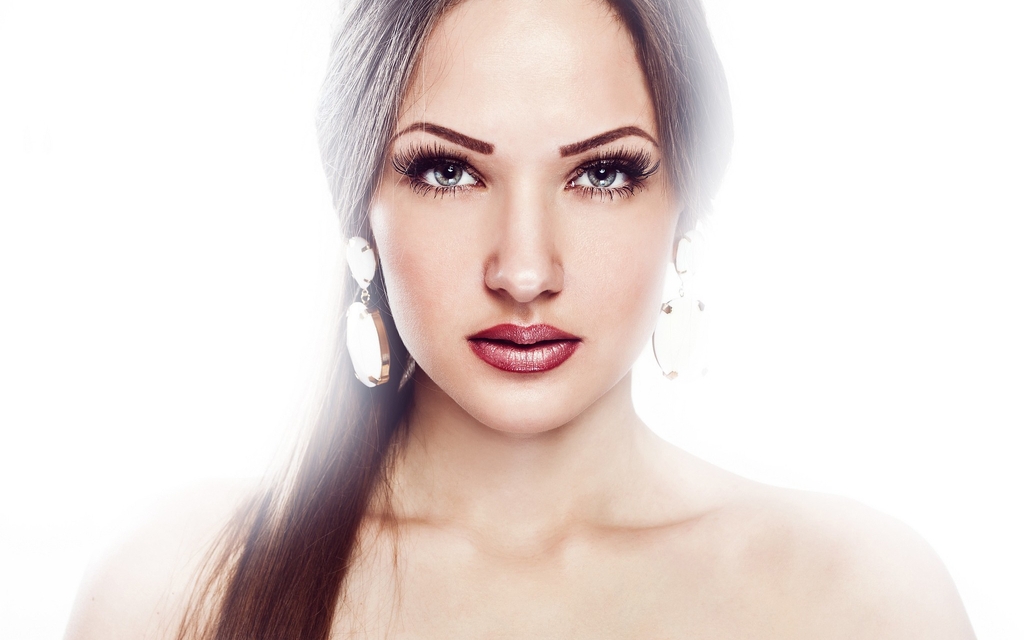 Image: Girl, face, makeup, earrings, eyes, brightness