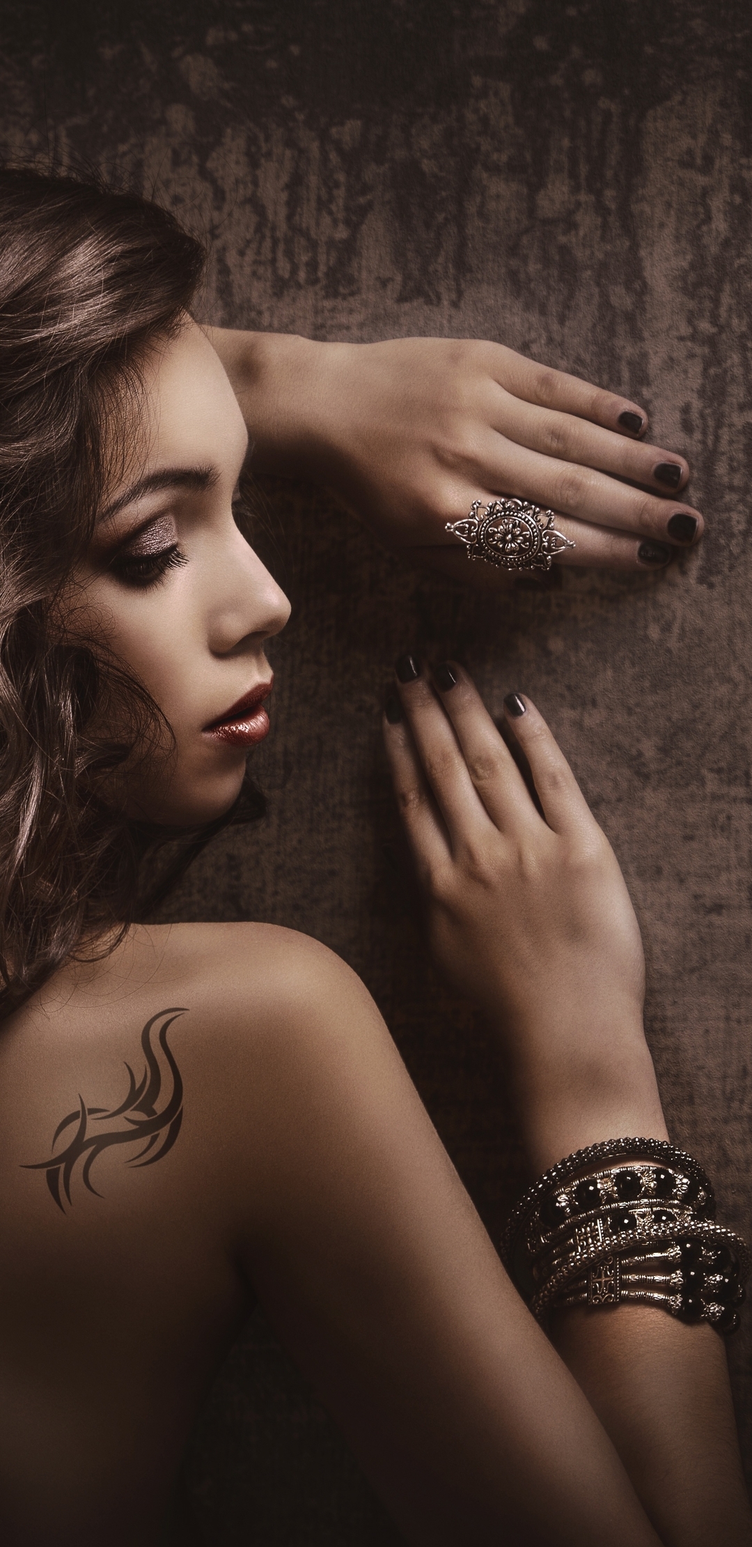 Image: Girl, profile, hair, curls, back, tattoo, bracelets