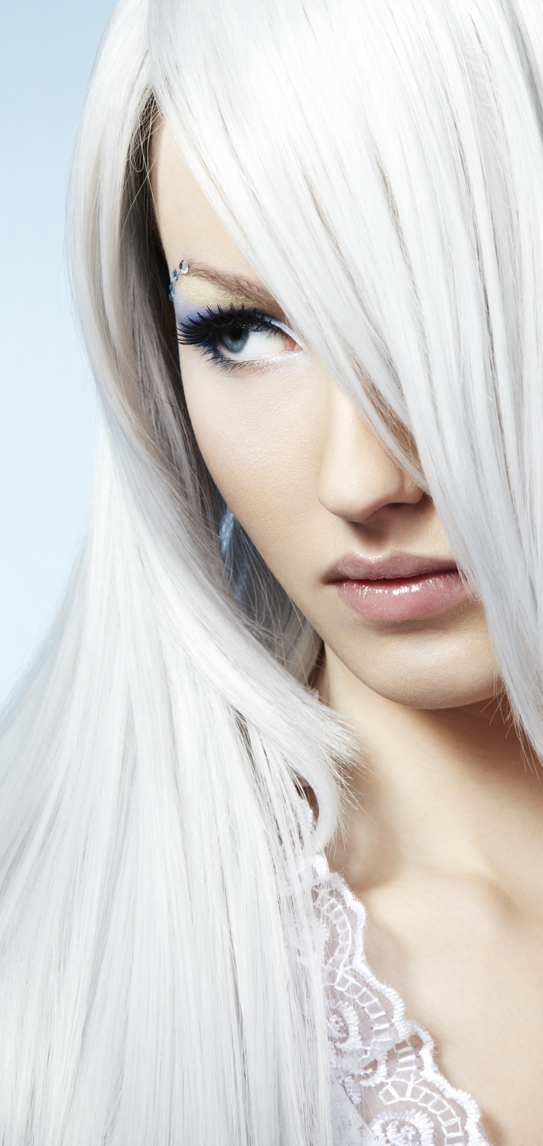 Картинка: Белые волосы, светлая кожа, лицо, макияж, блондинка