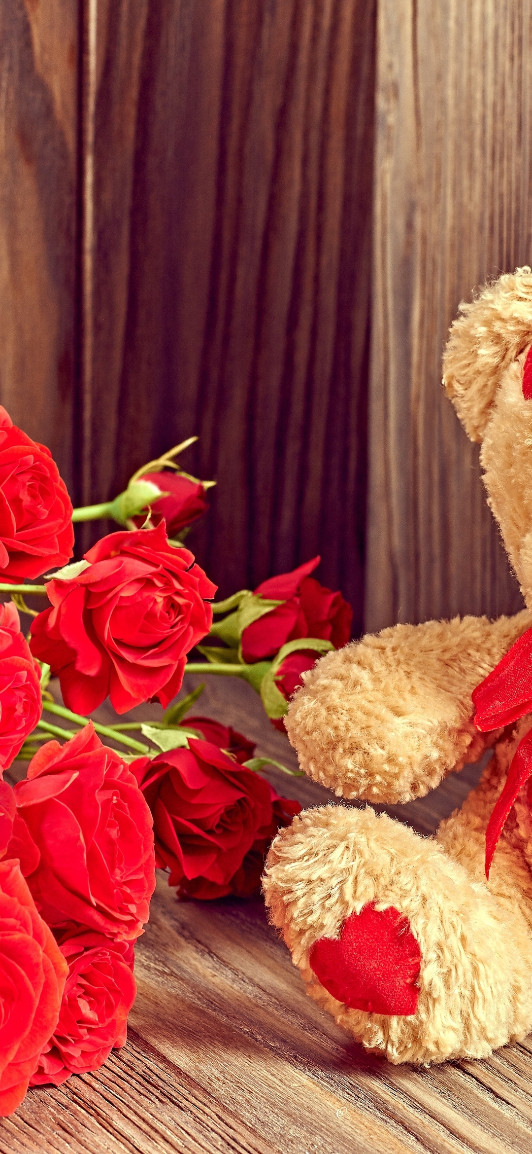 Image: Teddy, bear, toy, soft, roses, flowers, red, heart, ribbon, Valentine's Day, love