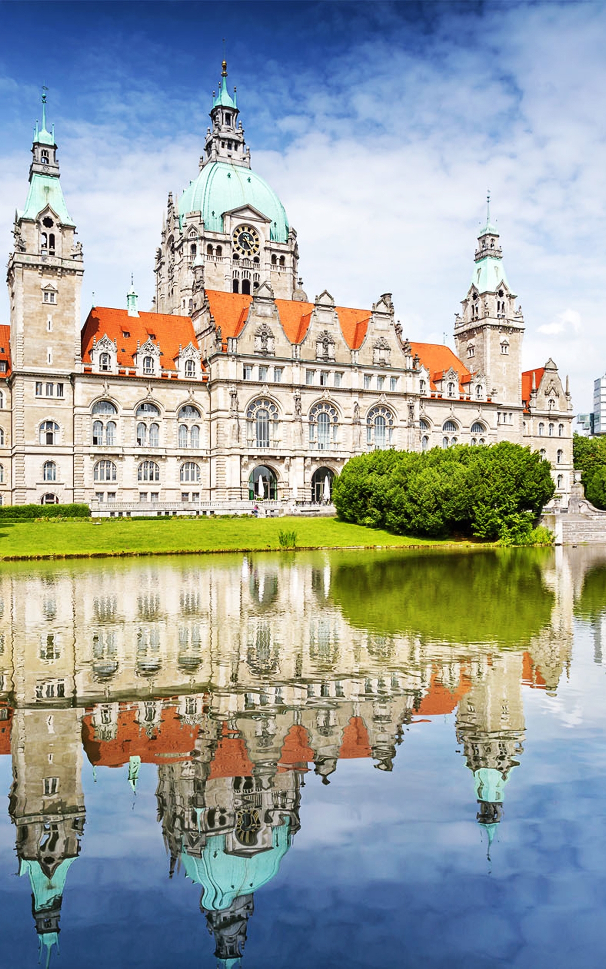Картинка: Ганновер, Германия, Новая Ратуша, дворец, здание, отражение, вода, небо, облака, деревья