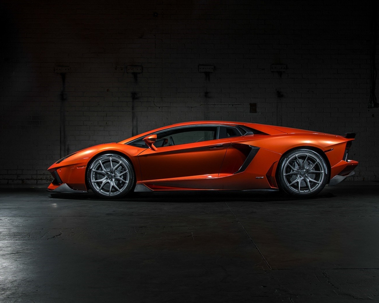 Картинка: Lamborghini, Aventador, LP 700-4, литьё, цвет, оранжевый, помещение