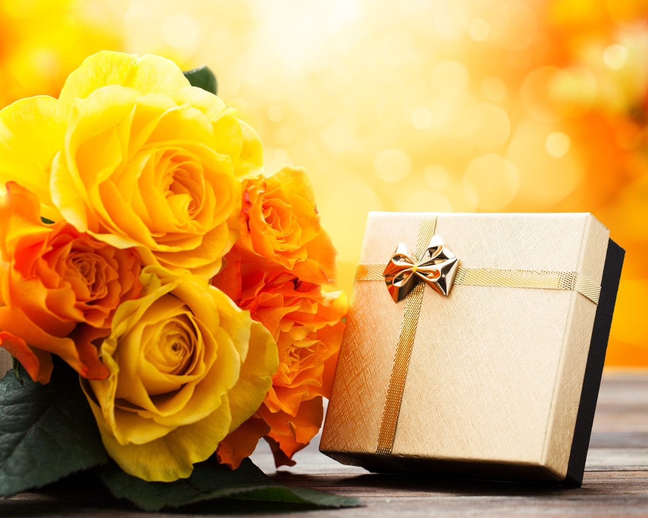 Image: Flowers, roses, bouquet, yellow, box, gift, attention