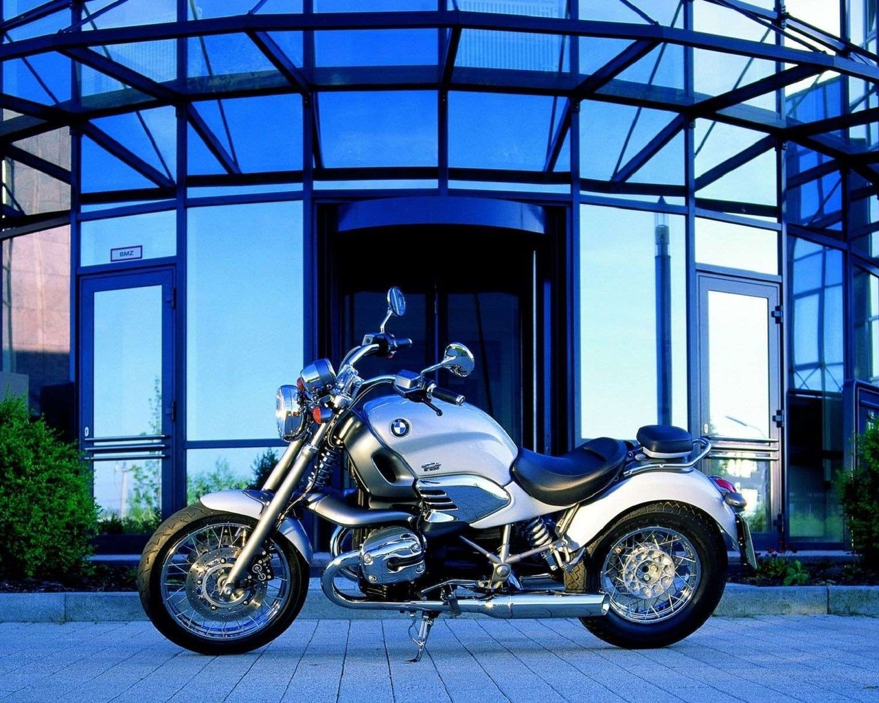 Image: Motorcycle, bike, BMW, silver, building