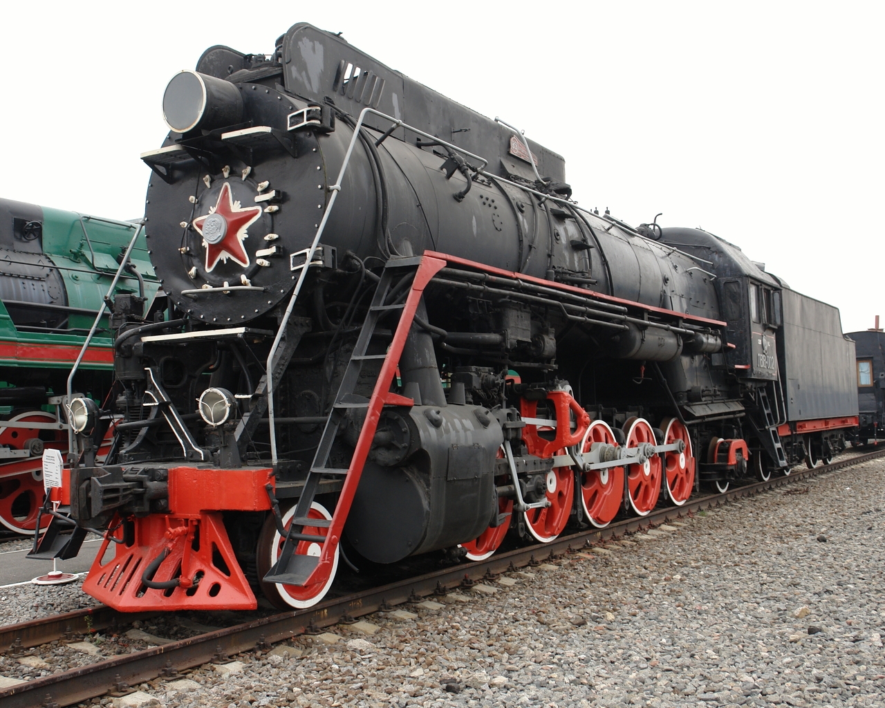 Image: Rarity, freight locomotive, the rails, wheel, star