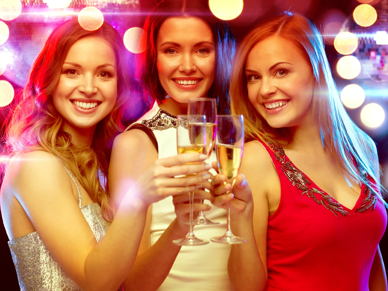 Картинка: Праздник, девушки, шампанское, веселье, фото