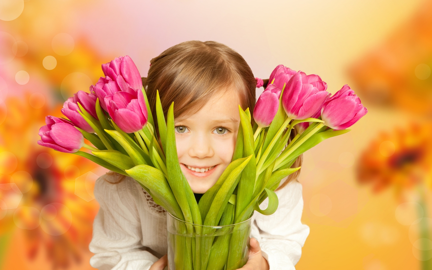 Image: Girl, eyes, smile, tulips, flowers