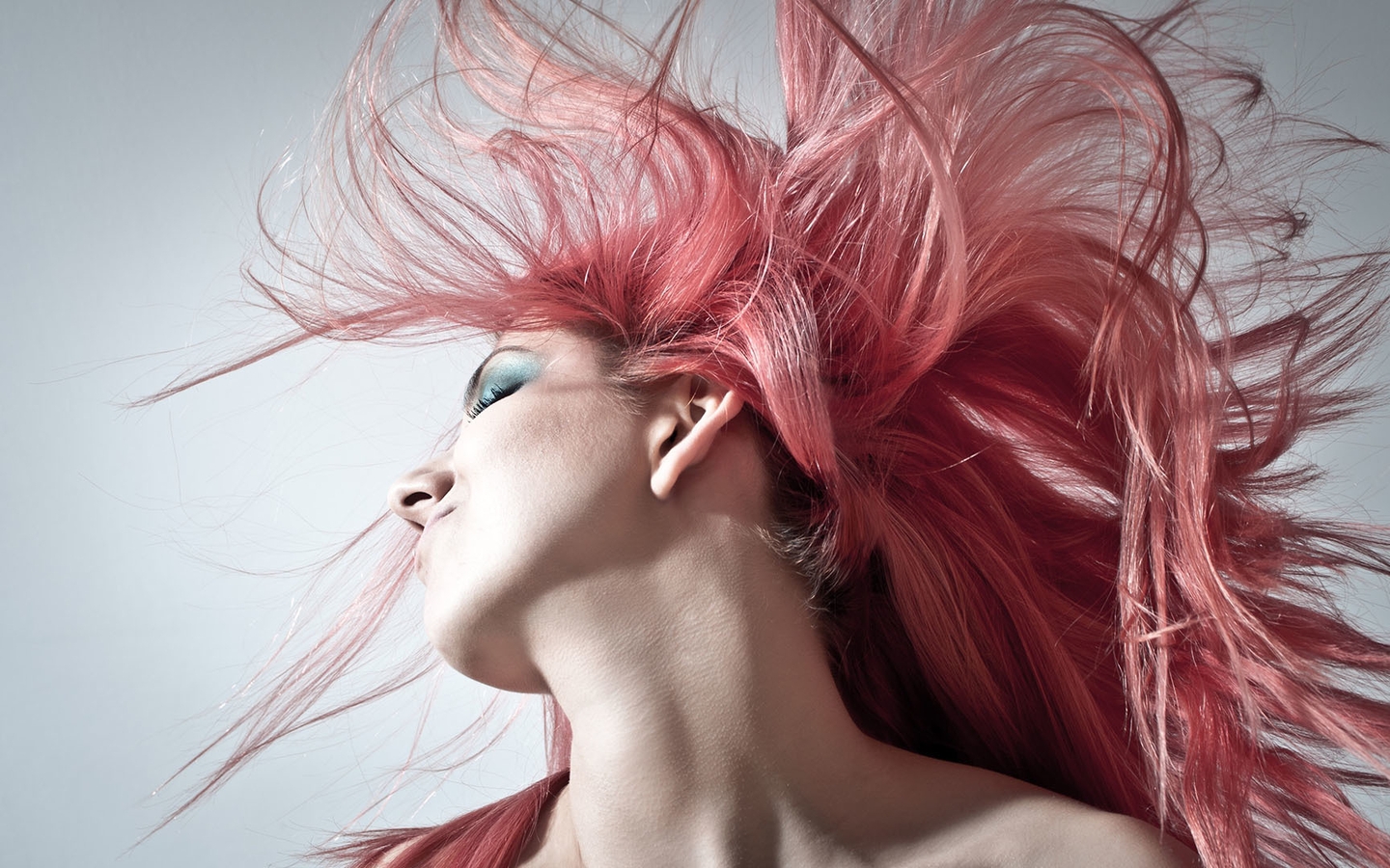Картинка: Девушка, розовые волосы, кожа, шея, лицо, фон