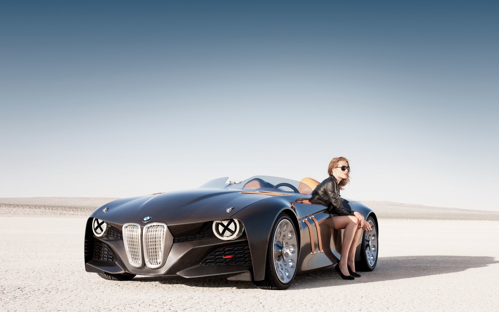 Картинка: BMW, девушка, сидит, пустыня, стиль, BMW 328, Hommage