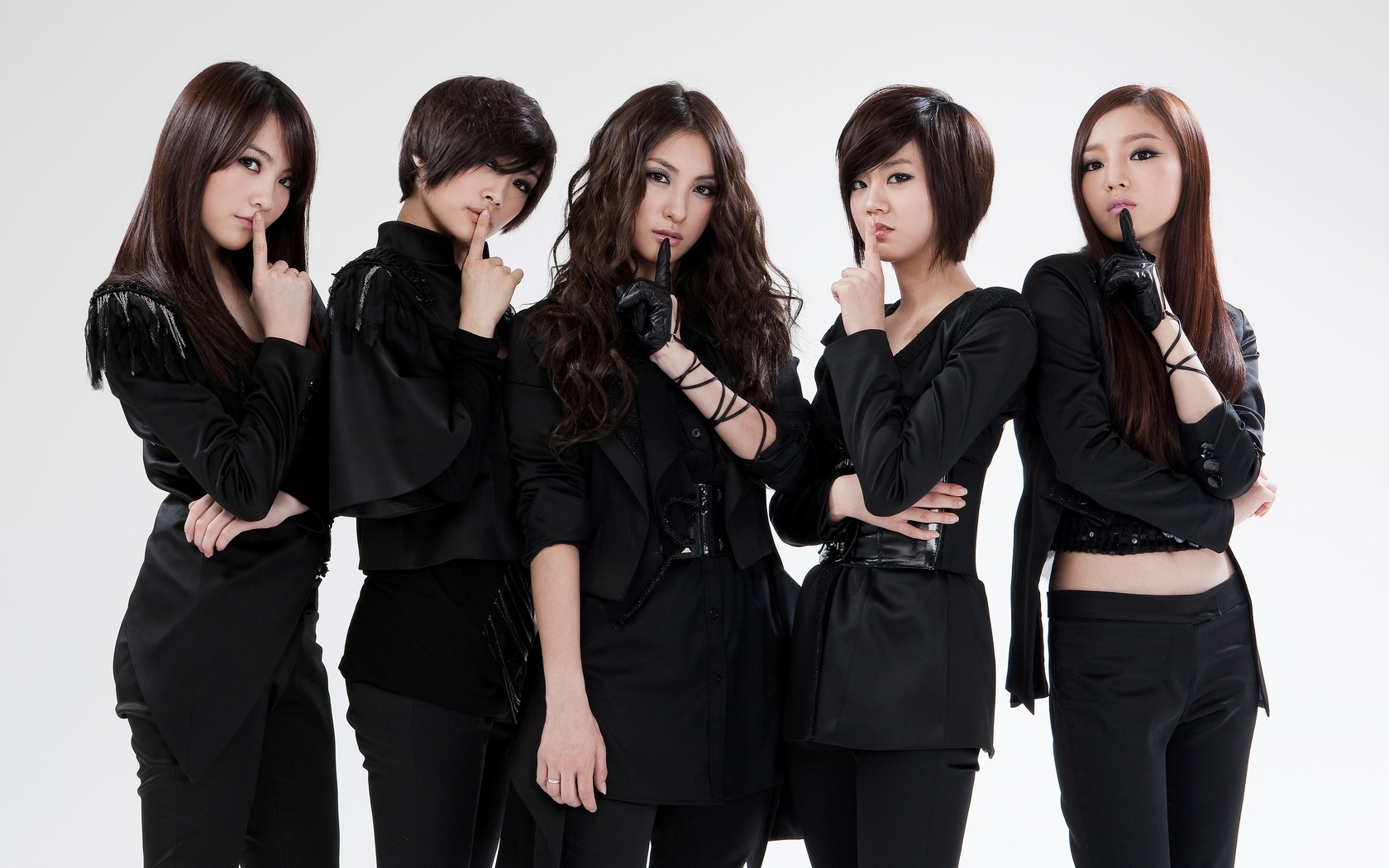 Картинка: Группа, Kara, девушки, брюнетки, певицы, в чёрном, азиатки