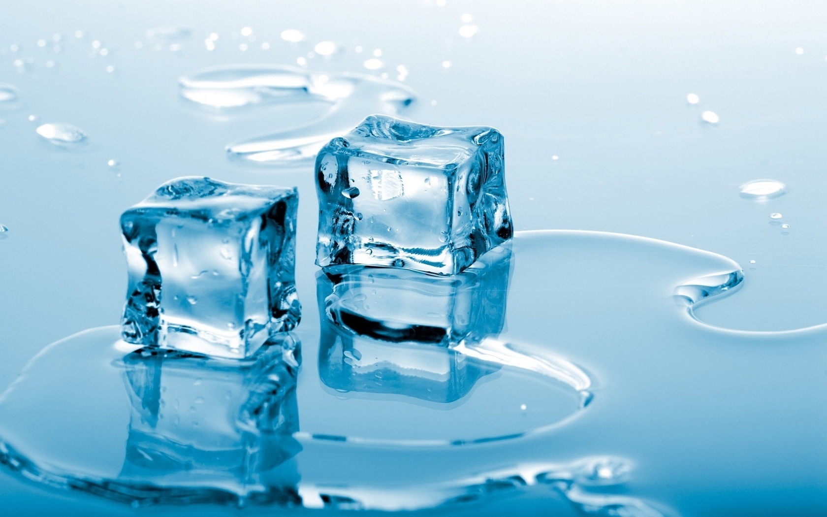 Картинка: Кубики, лёд, вода, стекло, отражение