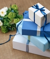 Image: Boxes, gifts, ribbons, flowers