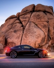 Картинка: Nissan, GTR, фары, свет, дорога, скала, камни