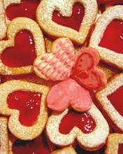Image: Cookies, form, heart, jelly, powdered sugar