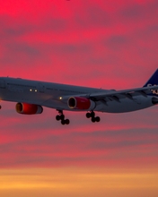 Картинка: Самолёт, вечер, посадка, приземляется, красное, небо, закат, огни, высота