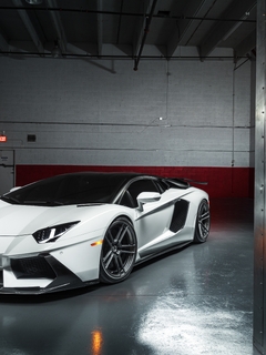 Image: Supercar, garage, white, Lamborghini, Aventador