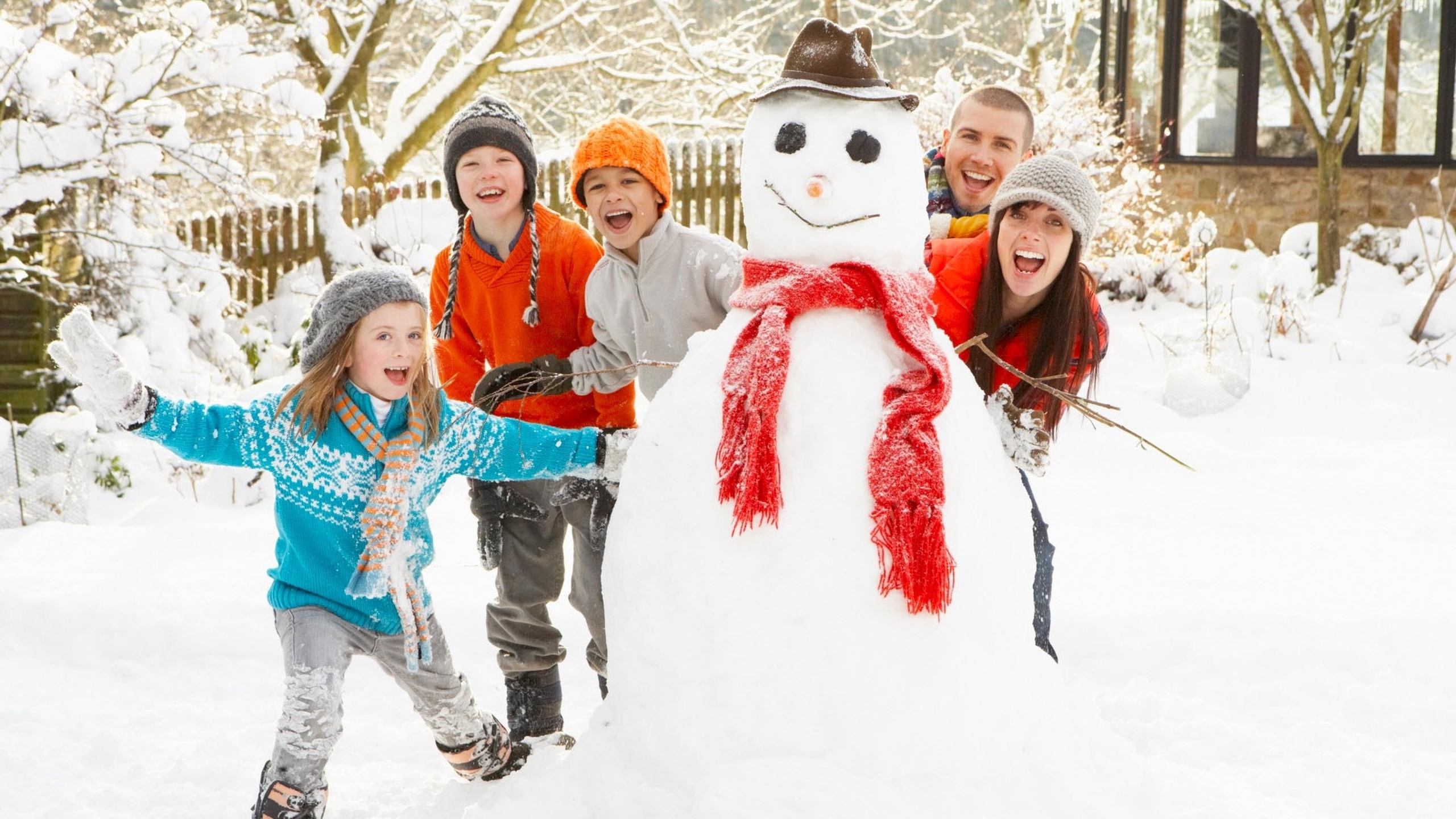 Image: Family, winter, snow, fun, kids, smile, mood