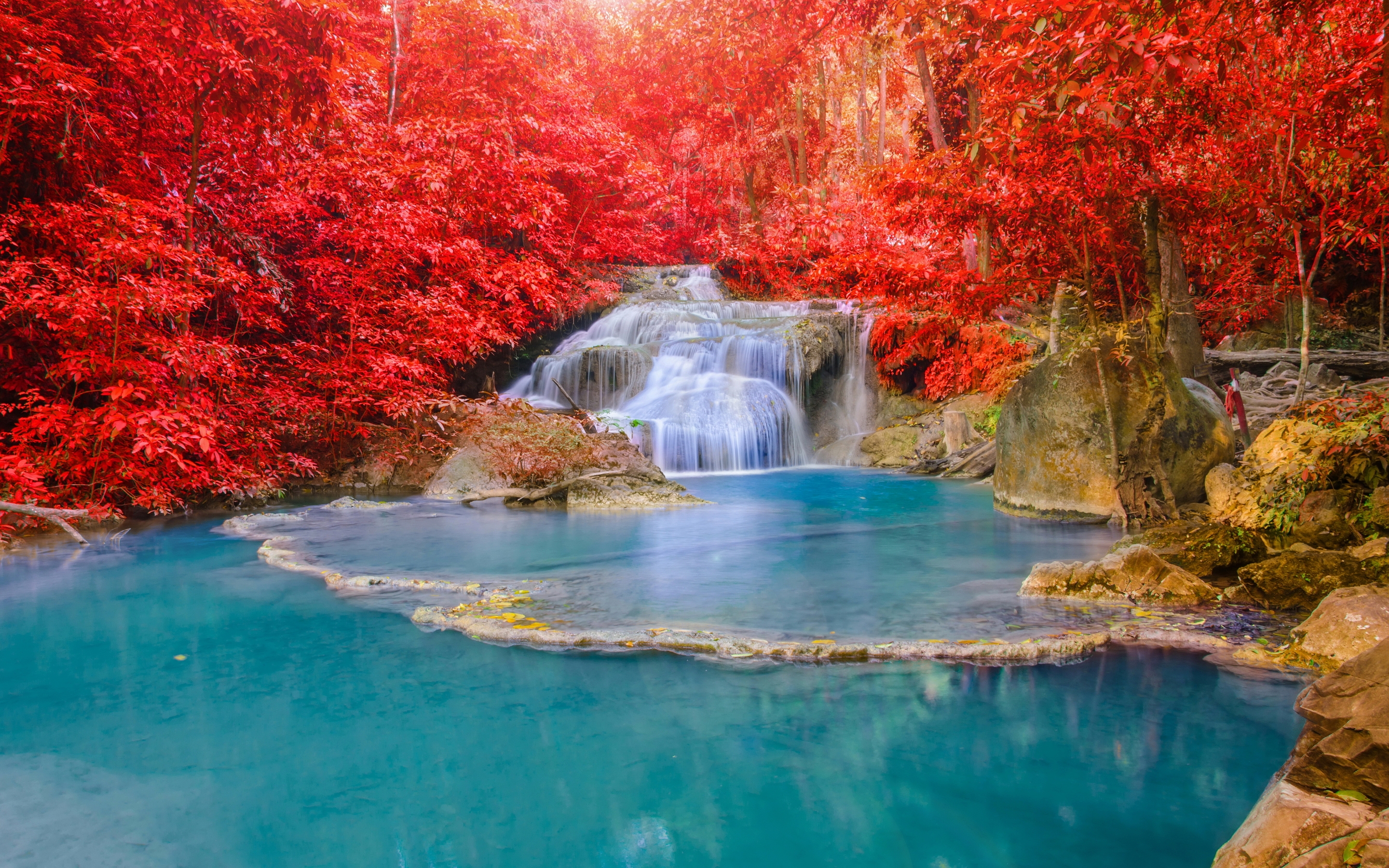 Картинка: Водопад, озеро, вода, деревья, красные, листва, осень, лес, камни