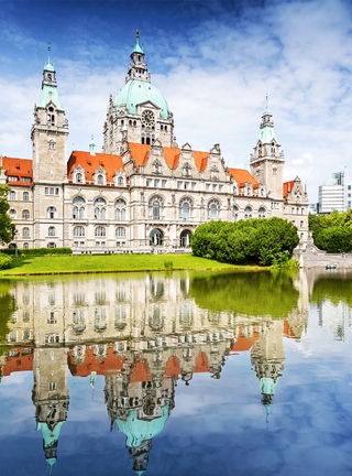Картинка: Ганновер, Германия, Новая Ратуша, дворец, здание, отражение, вода, небо, облака, деревья